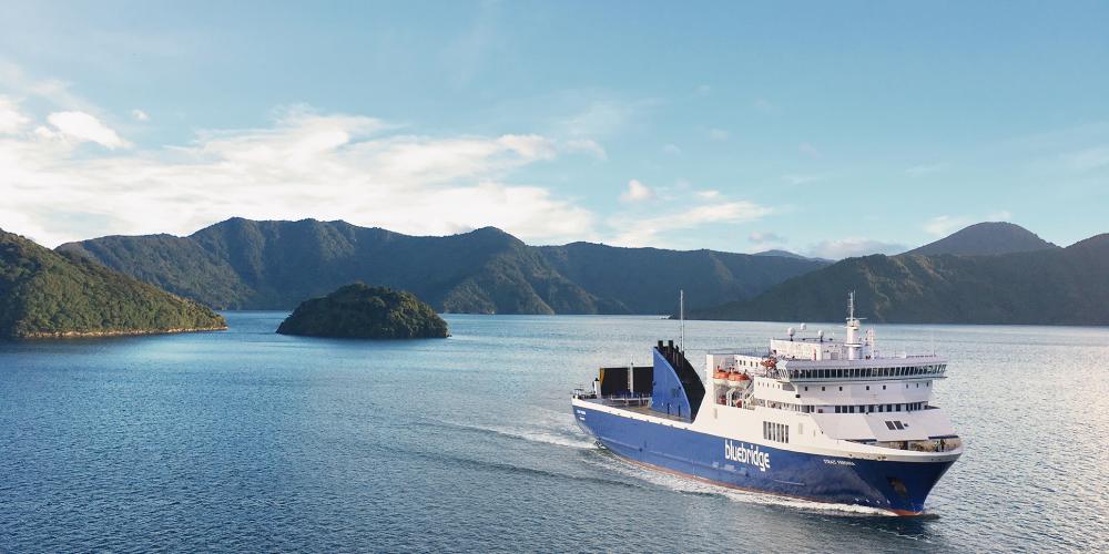 Strait Feronia Bluebridge Cook Strait Ferries