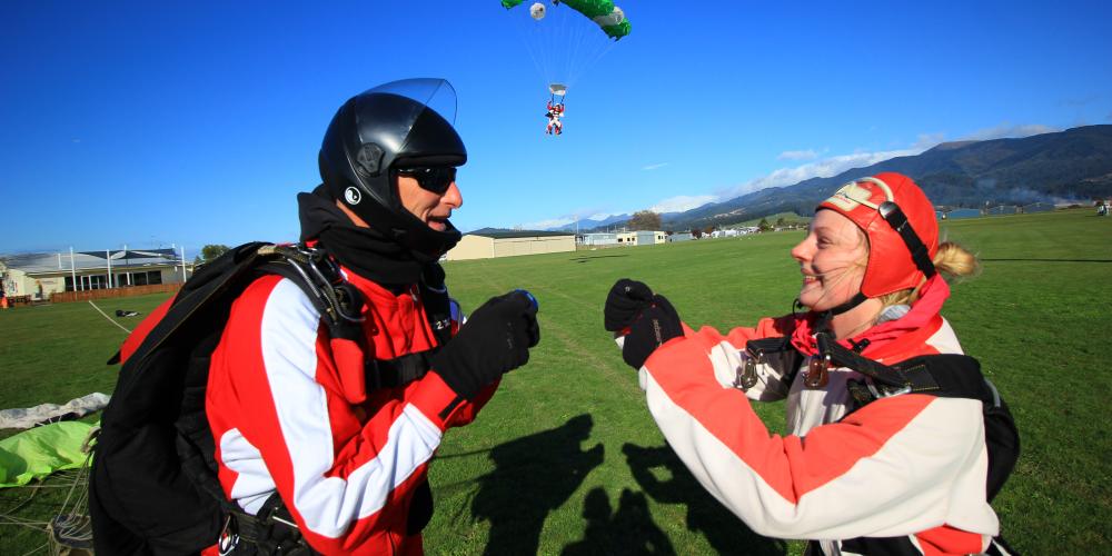 skydive at nz149  Skydive Abel Tasman